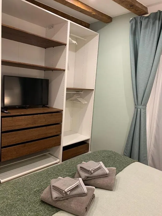 Elegant Suite In Milan Center Italy